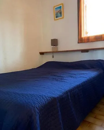 Daire 4 Pers, 1 Chambre, Terrasse, Piscine Et Parking Proche Village Naturiste - Ref Eur219m *