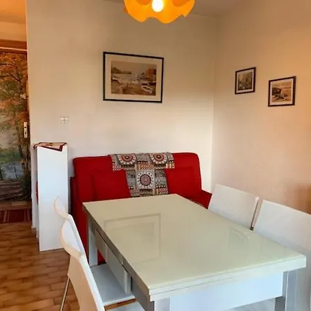 Daire 4 Pers, 1 Chambre, Terrasse, Piscine Et Parking Proche Village Naturiste - Ref Eur219m Agde